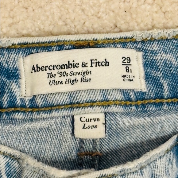 Abercrombie Curve Love Ultra High Rise High Waisted 90s Straight Jeans SZ 29 - Picture 8 of 9